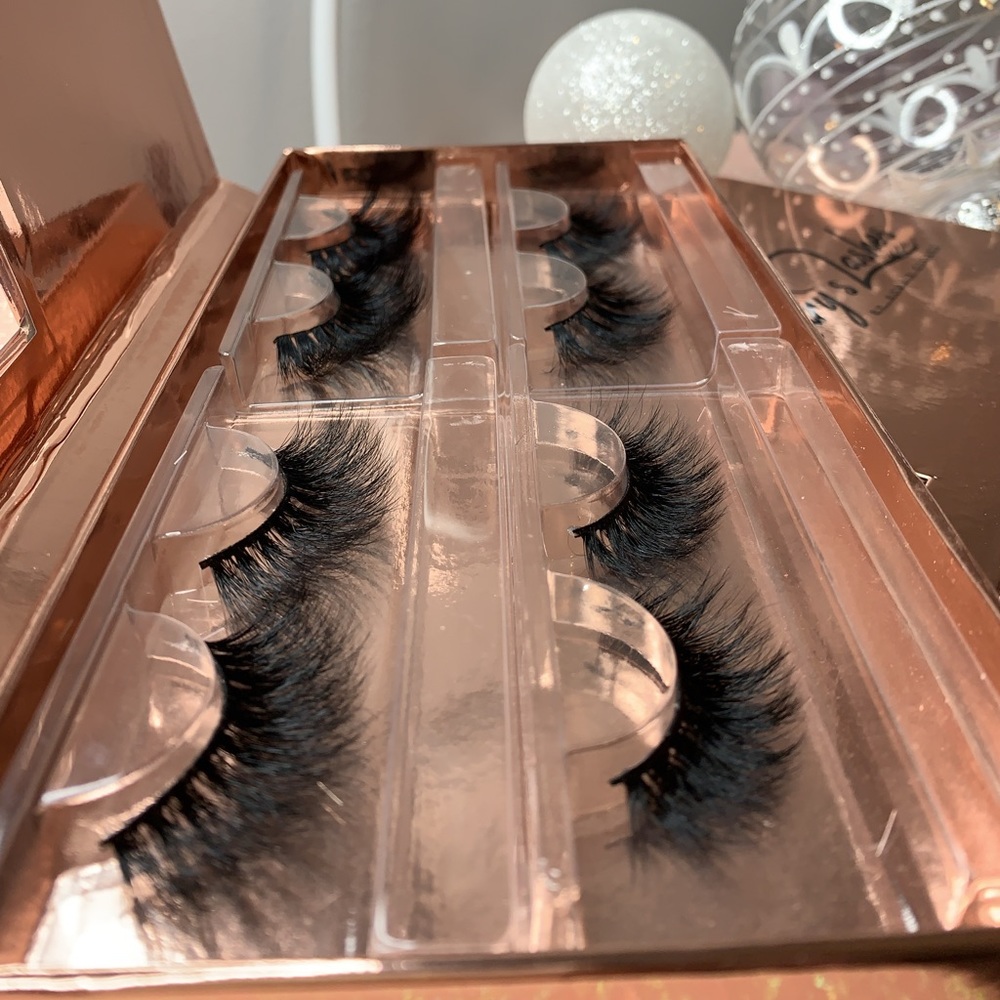 4 Pair Luxury Box Mink Lashes